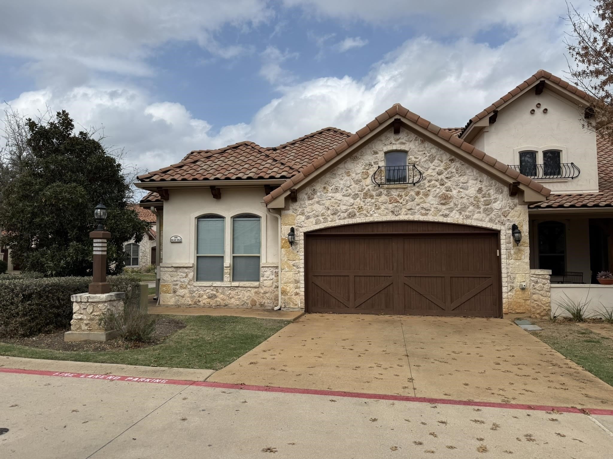306 Enclave Circle – photo 1