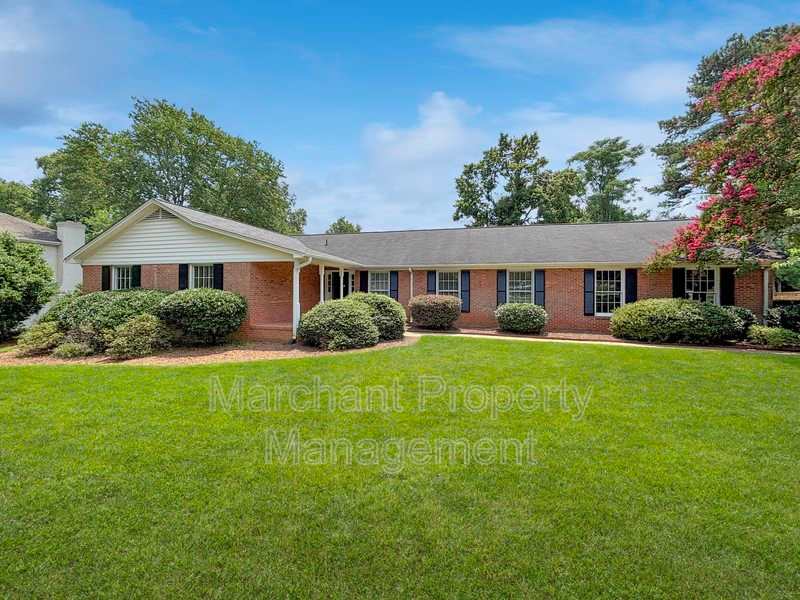 512 Devenger Road – photo 1 of 22