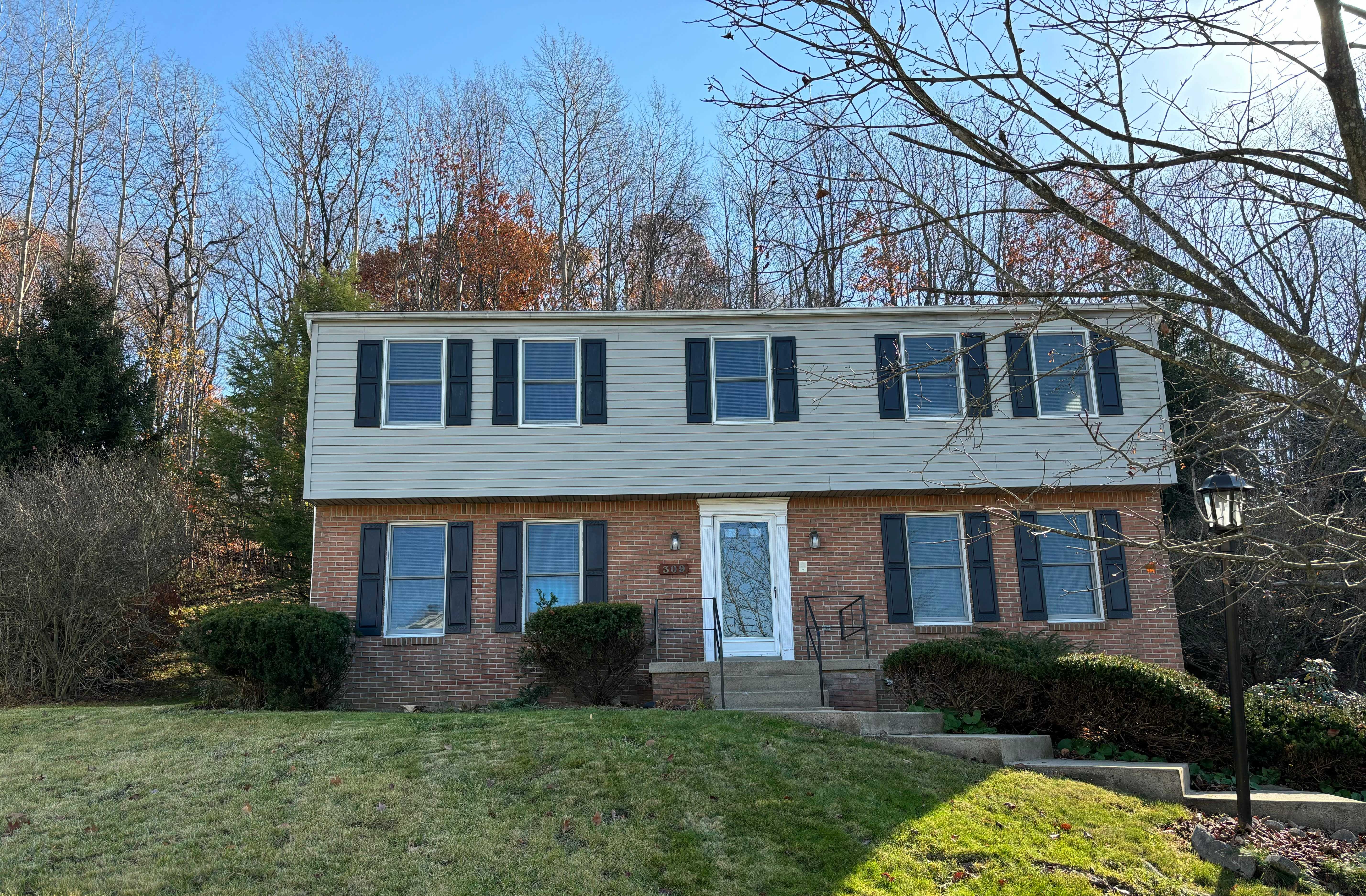 309 Dogwood Dr – photo 1 of 21