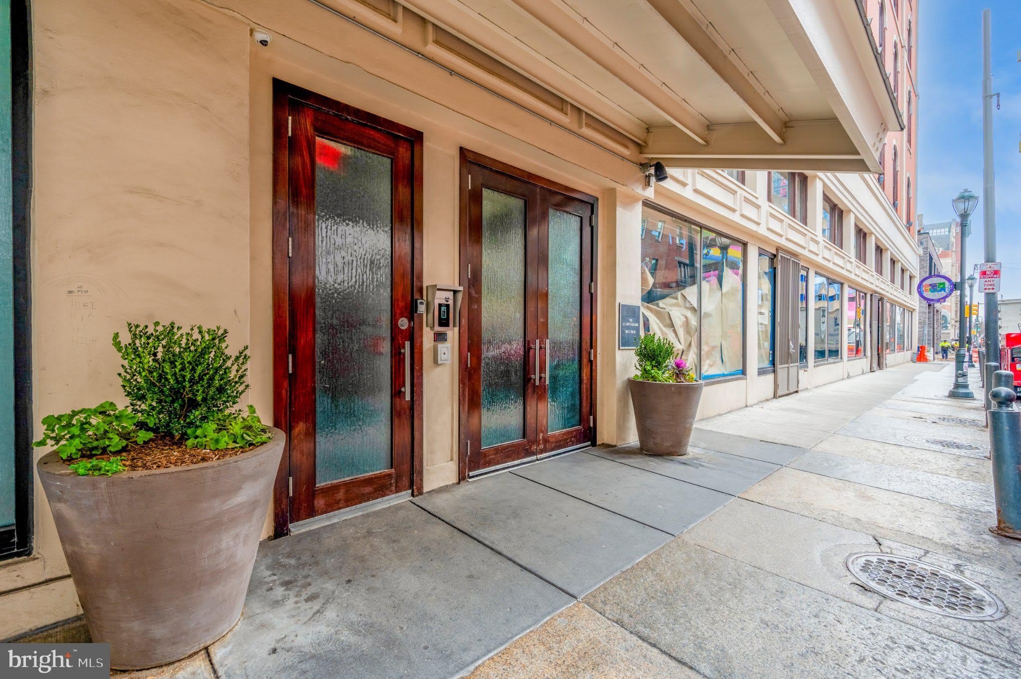 105 S 12TH Street – photo 1