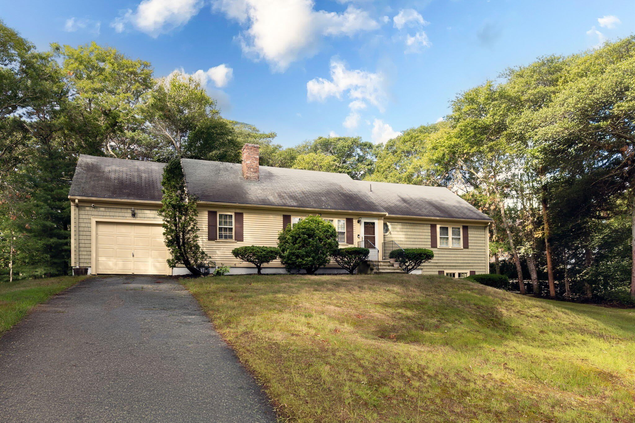 49 Bramblebush Drive – photo 1 of 28