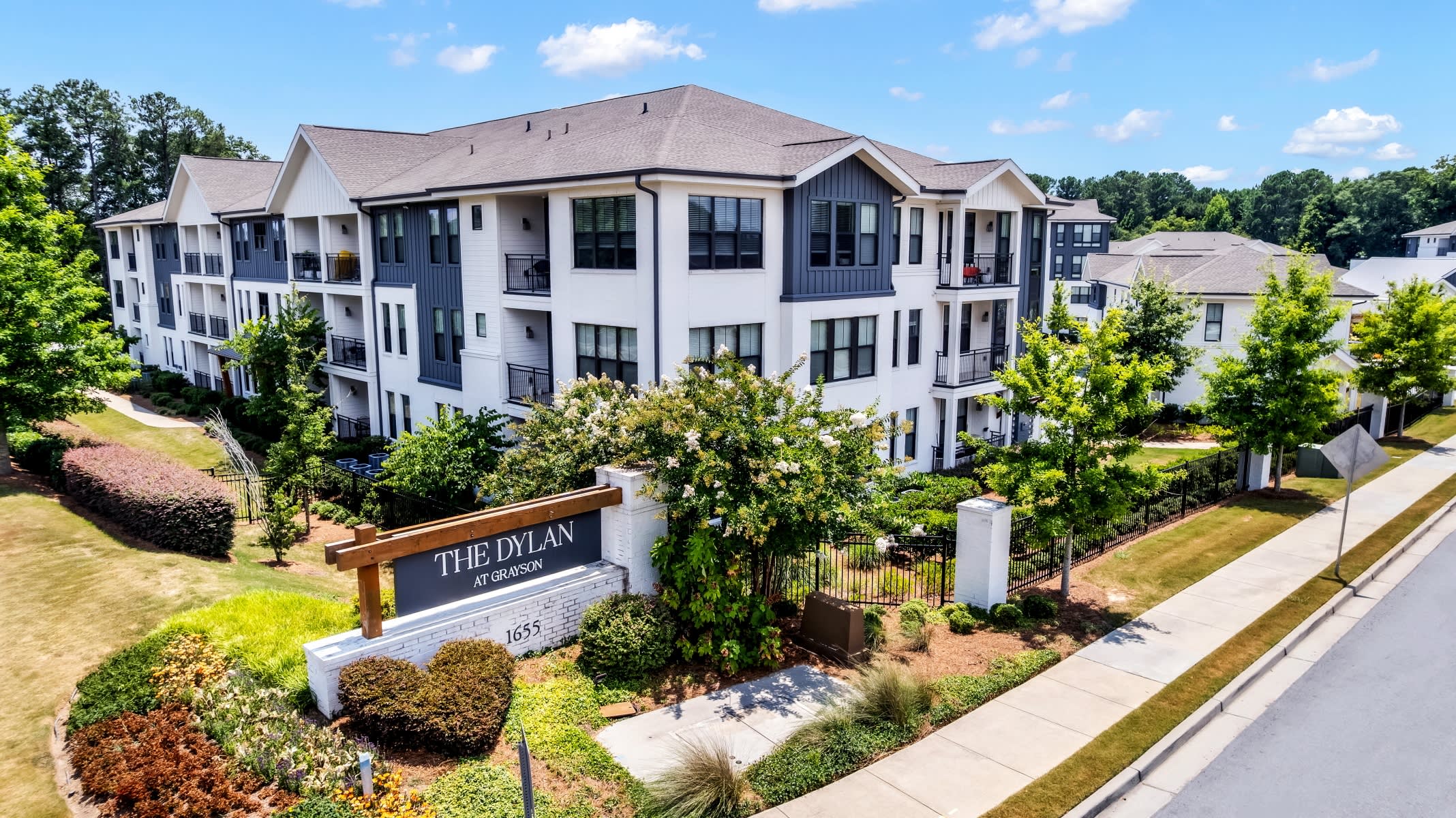 The Dylan at Grayson – photo 1 of 48