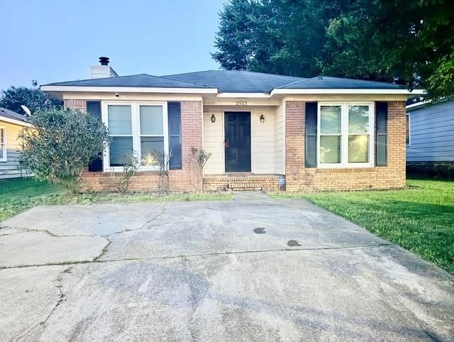 2512 Water Oak Drive – photo 1