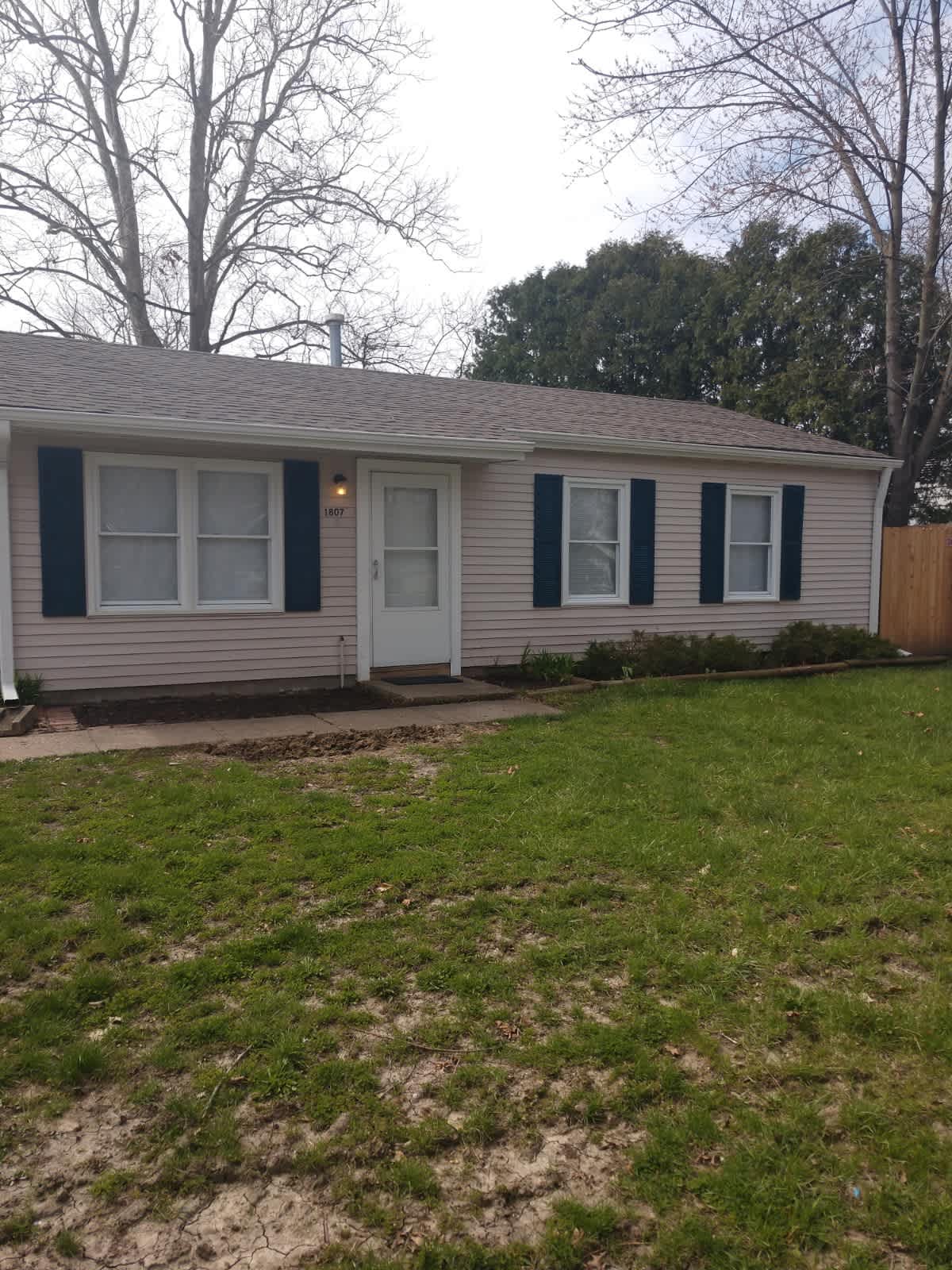 1807 Southwood Drive – photo 1