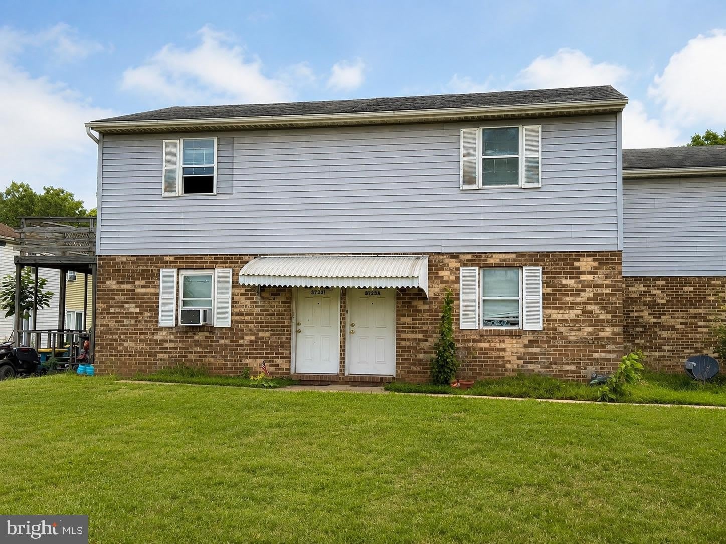 3723-A TIFFANY Drive – photo 1 of 13