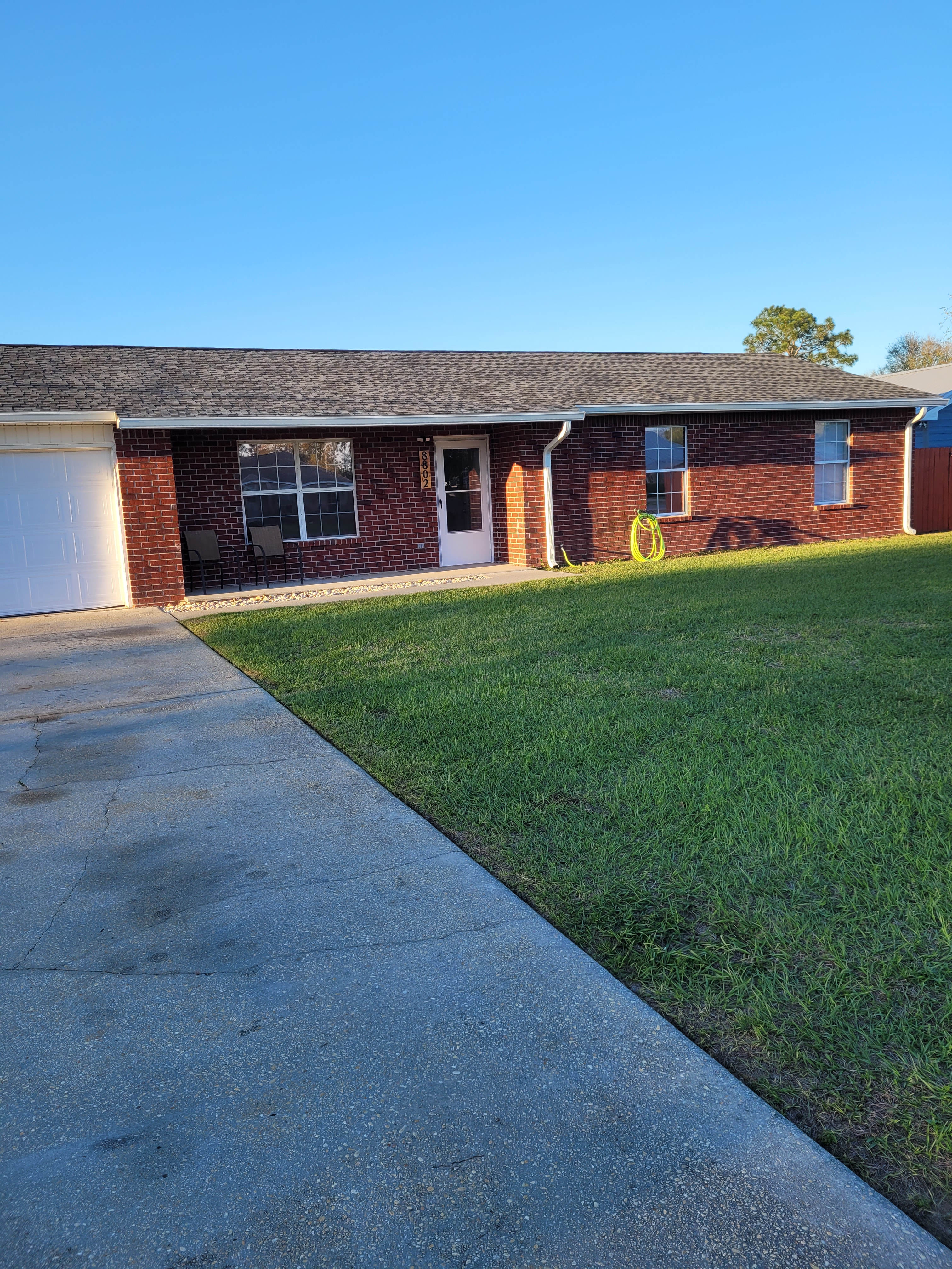 8802 Pebble Brk Dr – photo 1 of 10