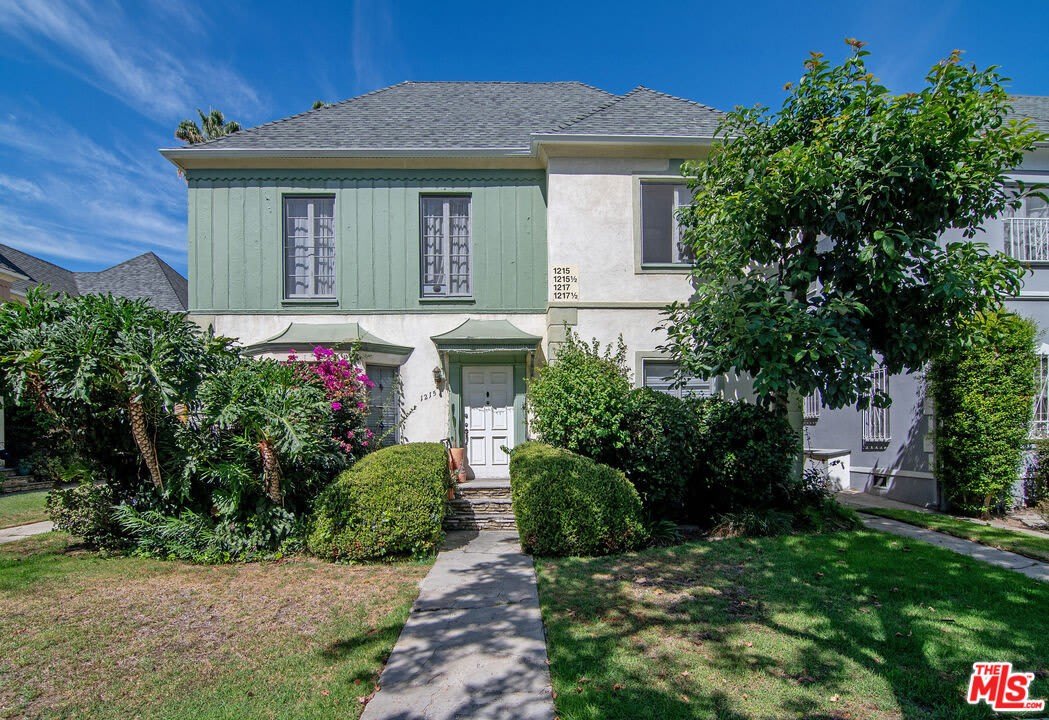 1217 1/2 S Alfred St – photo 1