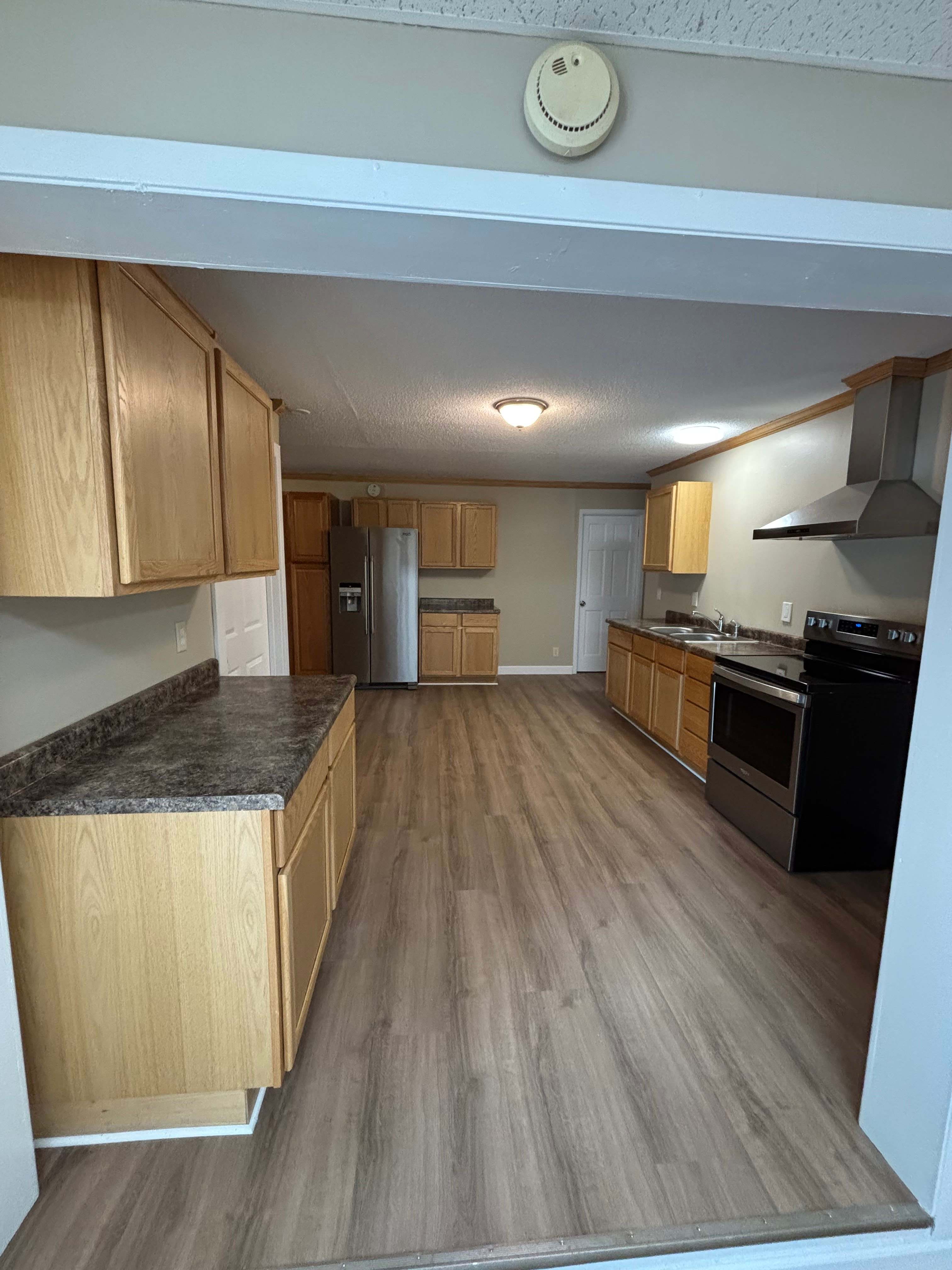221 Court Avenue North – photo 1 of 19