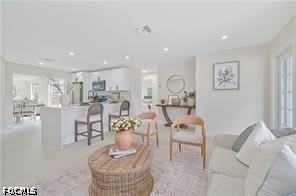 26 Maple Avenue N – photo 1