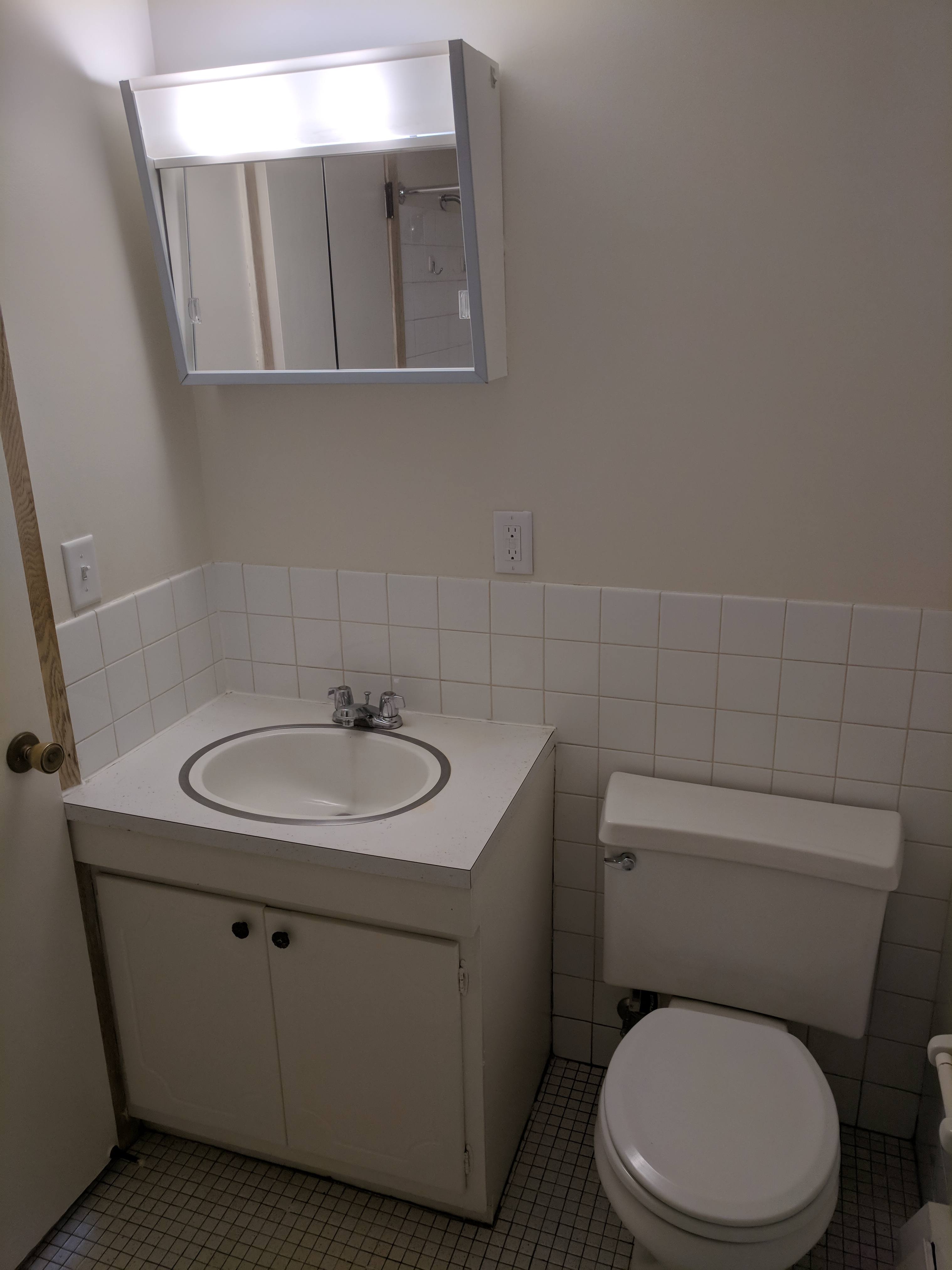 John Snell Apartments – photo 1