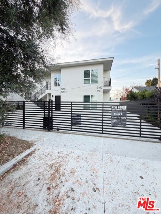 5191 Lindley Ave – photo 1