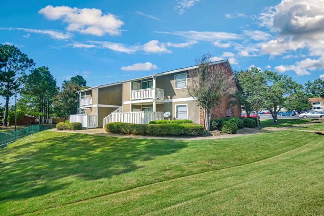 Somerset Place Apartments – photo 1