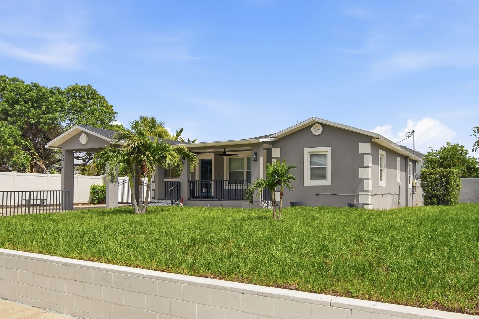 Beautiful S. Tampa 3BR/2BA remodeled home with covered parking in sought out school district. – photo 1