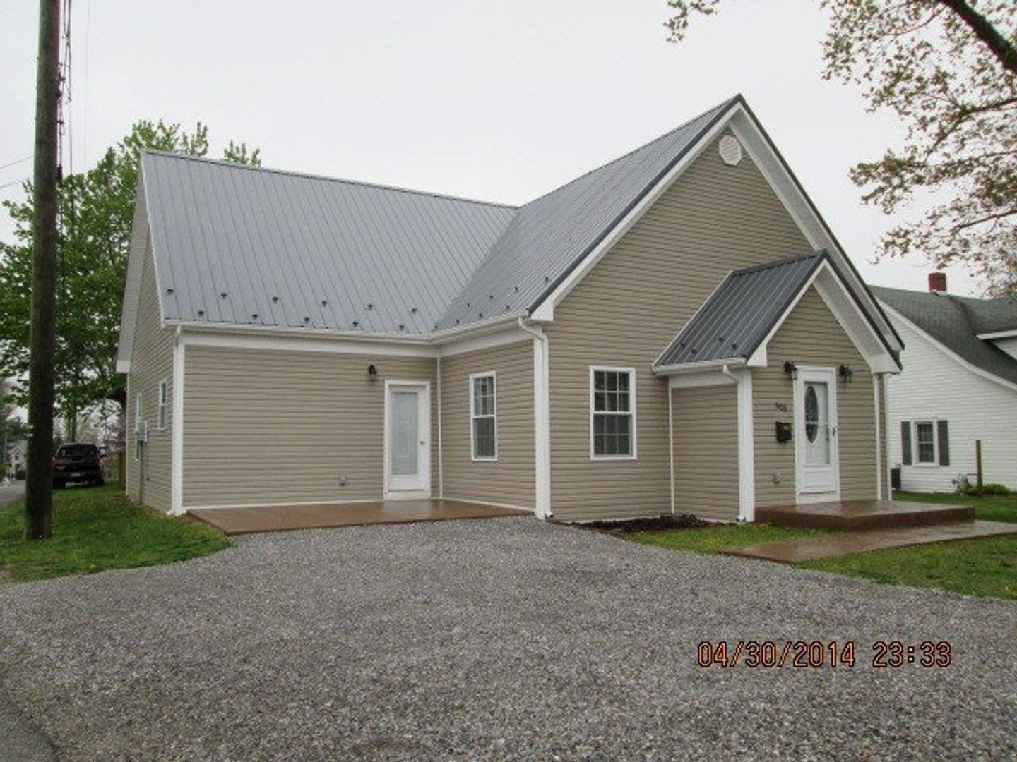 * RE-RENTAL AVAILABLE 9/21/26 * 3 Bedroom 2.5 Bath House – photo 1