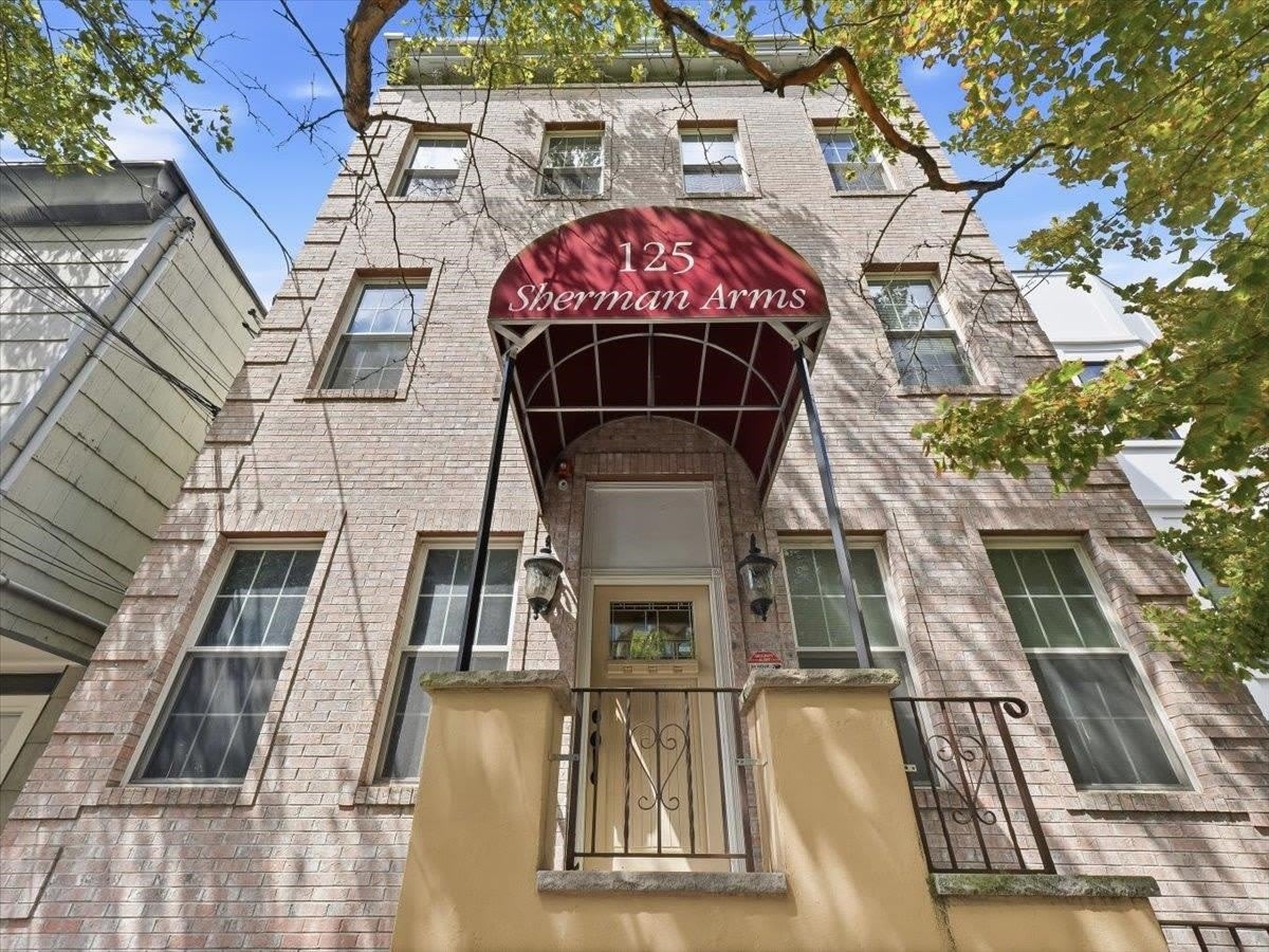 125 Sherman Ave – photo 1
