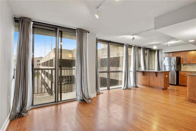 600 Admiral Boulevard – photo 1
