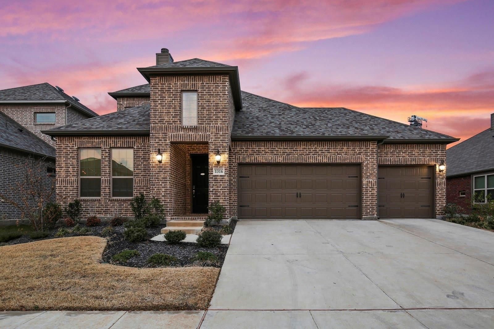 1316 Hudson Lane – photo 1