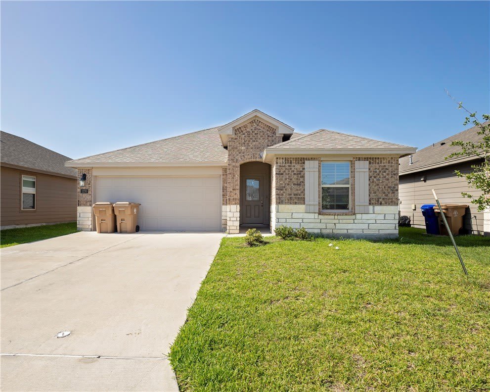1270 Breebry Drive – photo 1 of 27