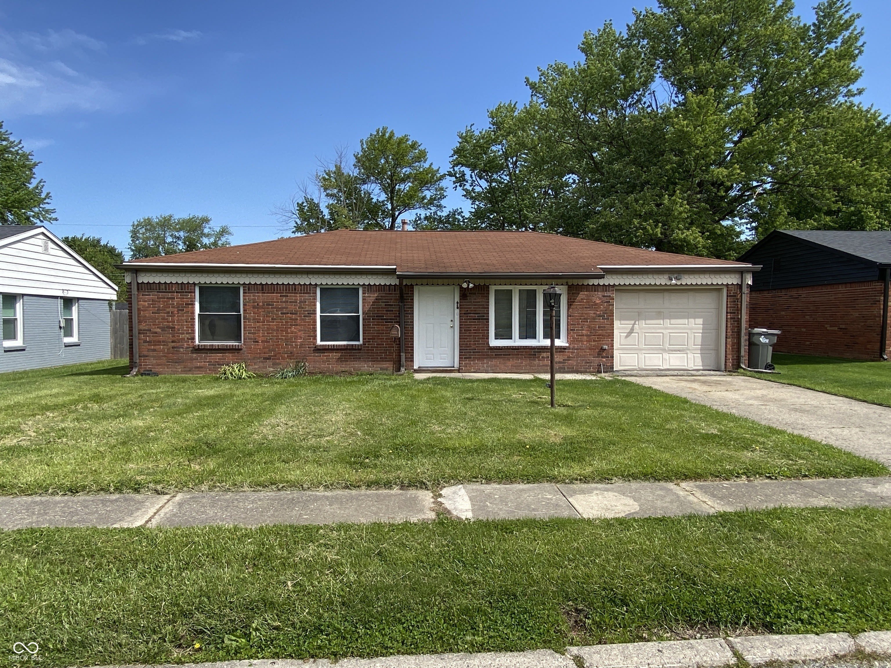 7910 Roy Road – photo 1