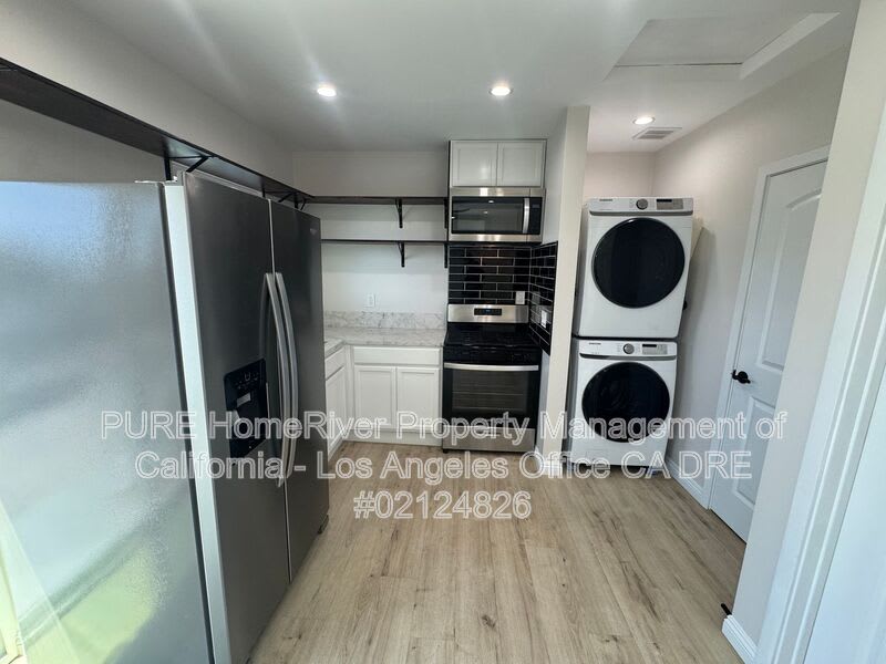 670 West 2nd Street – photo 1
