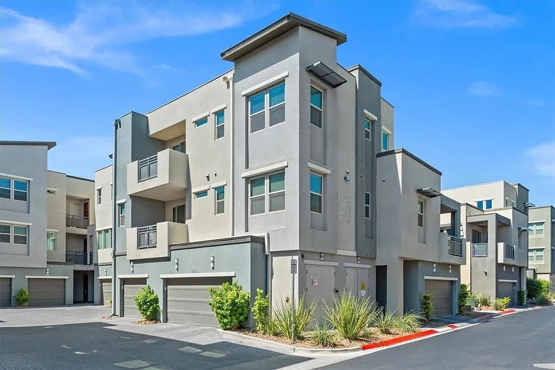 11237 Rainbow Peak Ave Unit 105 – photo 1 of 14