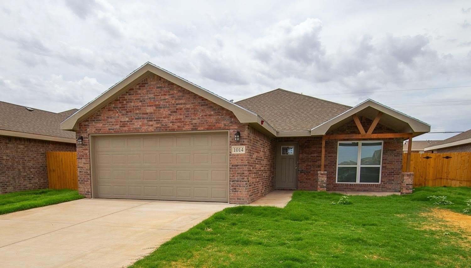 1014 Helena Avenue – photo 1 of 9