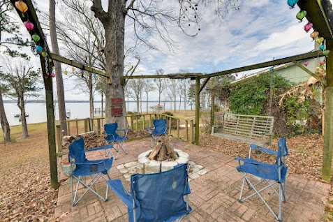 145 Sunflower Court – photo 1 of 21