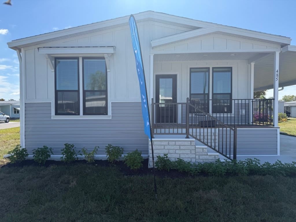 485 Sandalwood Lane – photo 1