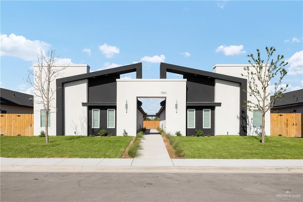 11501 N 25th Street – photo 1
