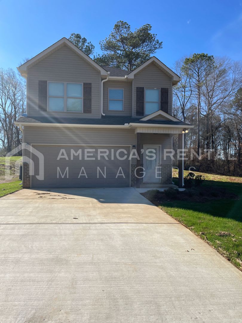 Home for Rent in Weaver, AL!!! – photo 1 of 32