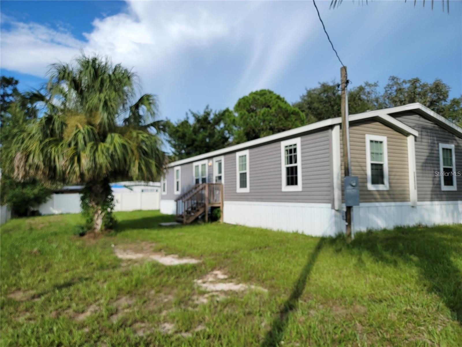 16625 SE 102ND AVENUE Road – photo 1 of 10