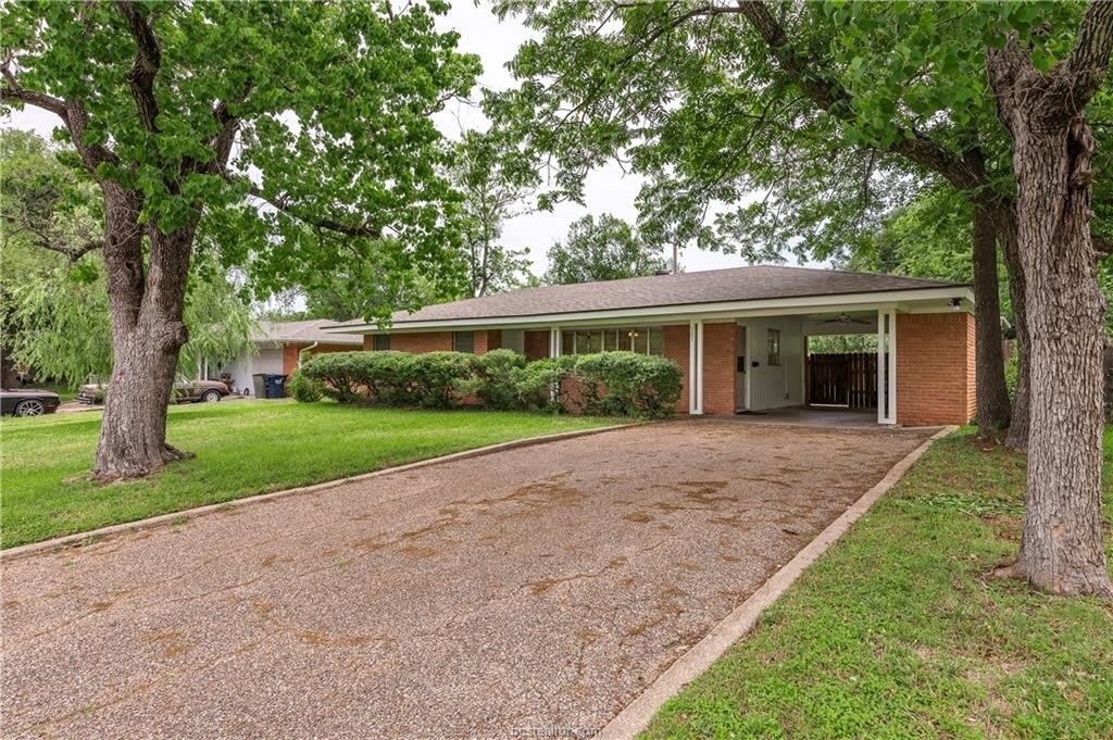 501 Helena Street – photo 1