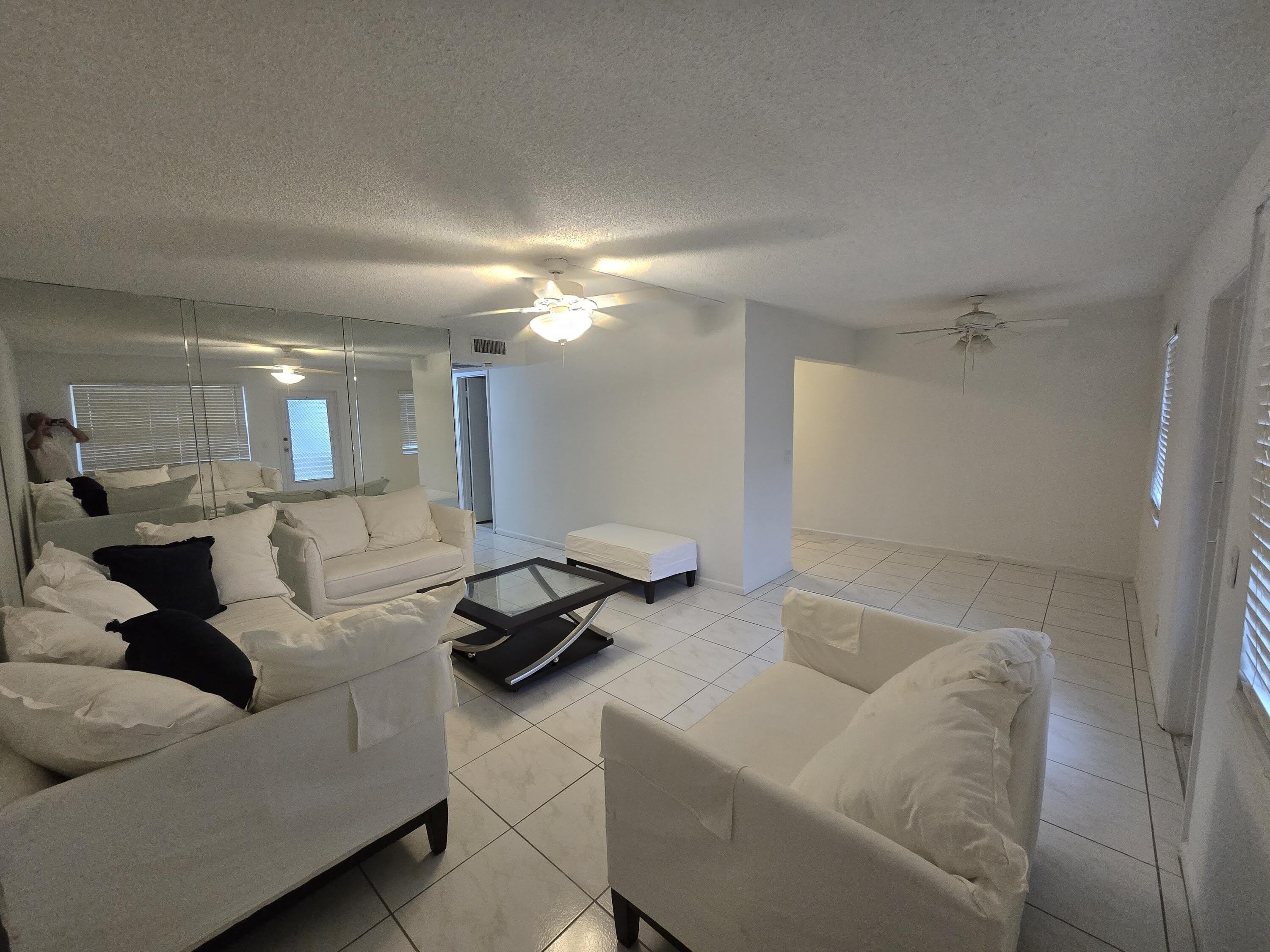 227 Kent N – photo 1