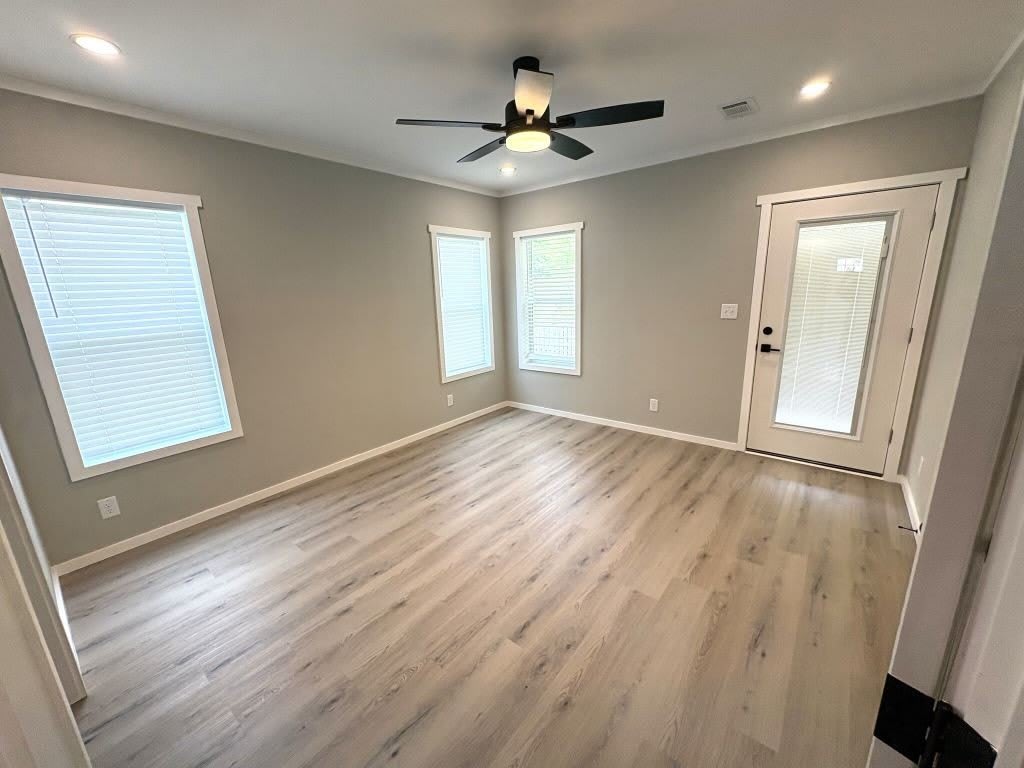 10907 SW 30th Ave – photo 1