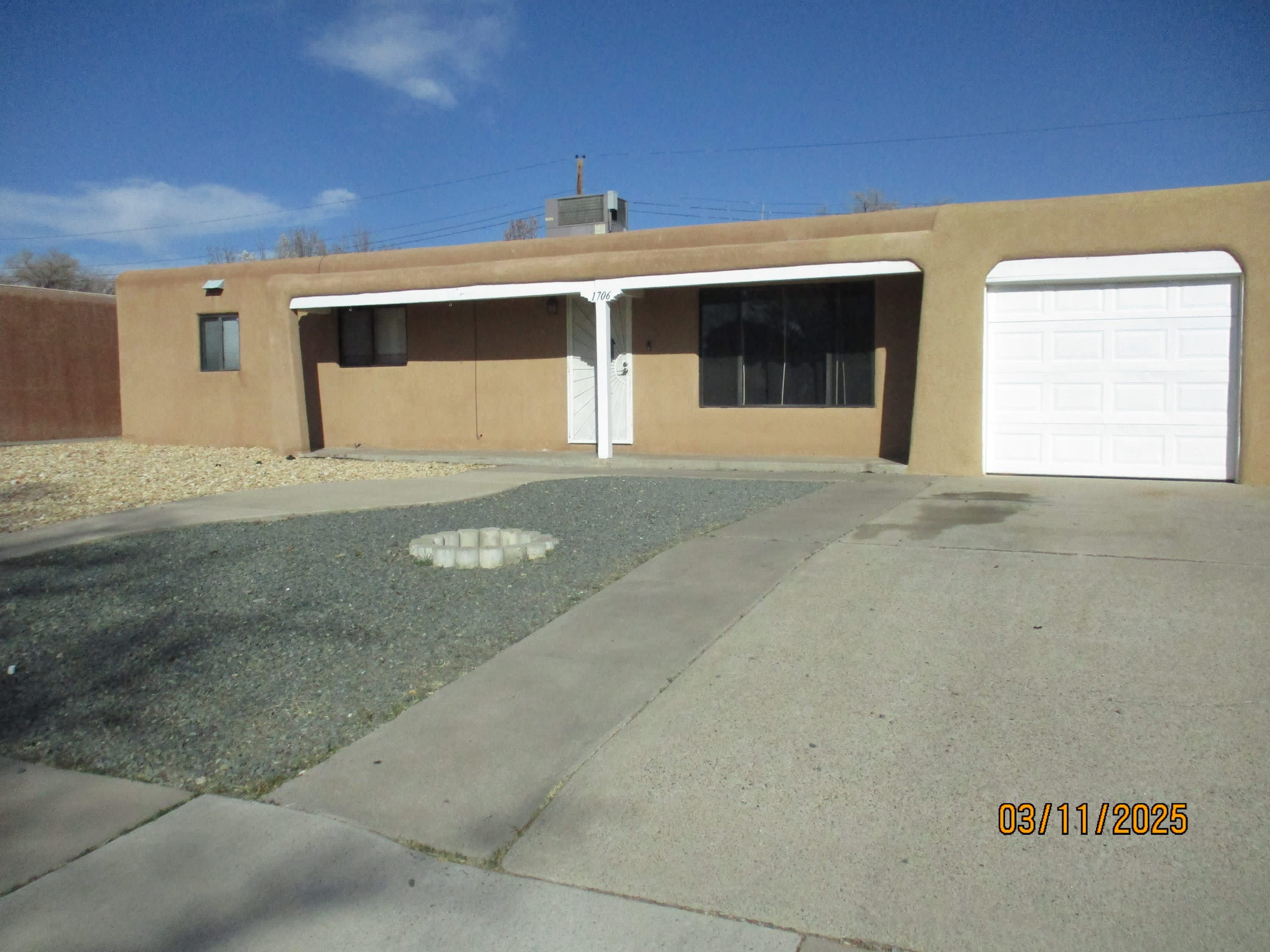 1706 Utah Street NE – photo 1