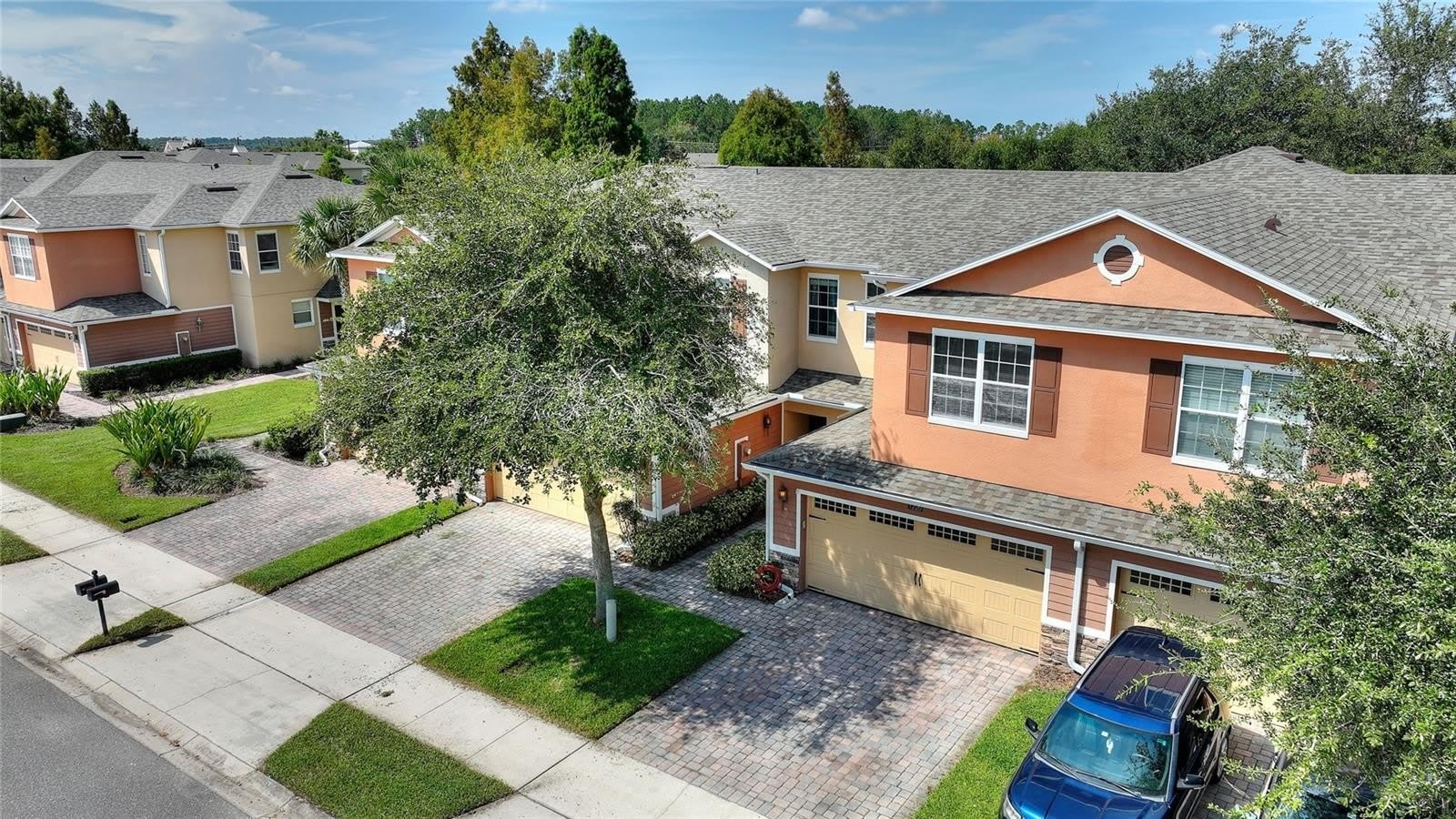 1220 PRIORY Circle – photo 1