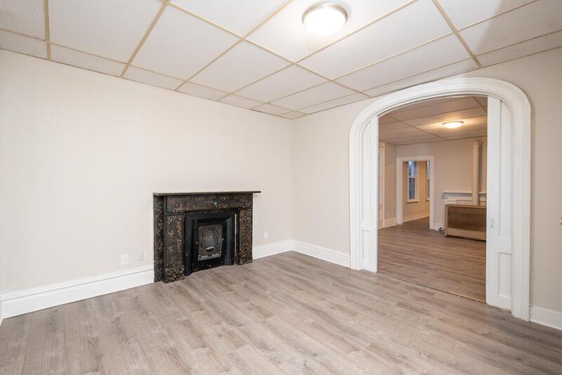 56 Thompson Street 2 – photo 1 of 75