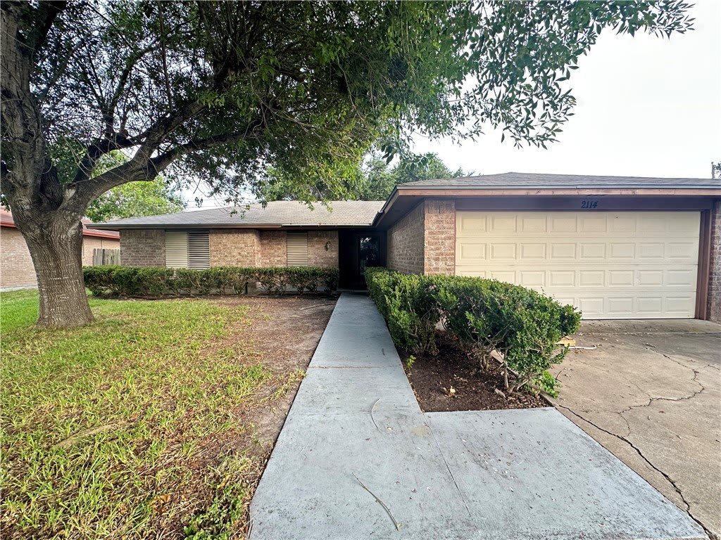 2114 Saint Charles Drive – photo 1