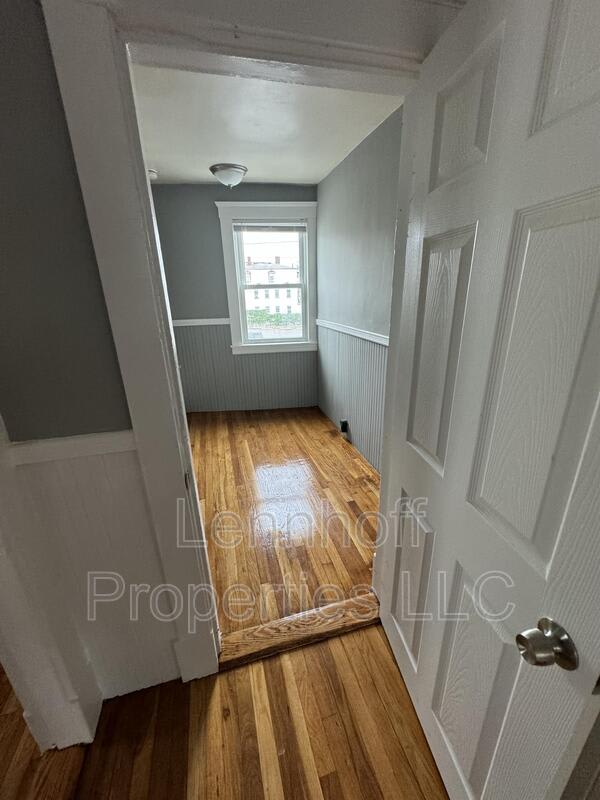 19 Union Street – photo 1