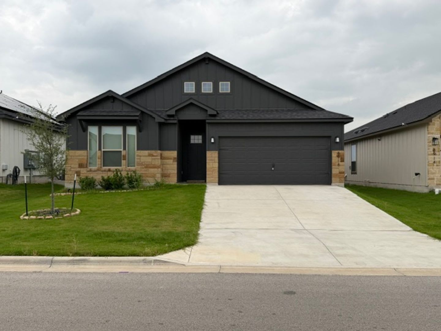 8919 Trungle For Lease – photo 1