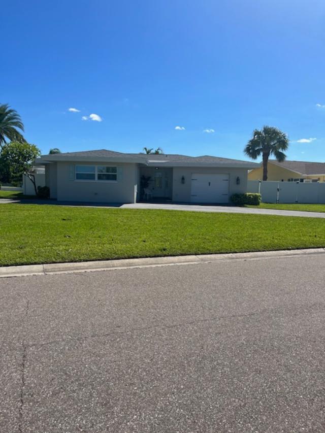 2109 Bayshore Dr – photo 1