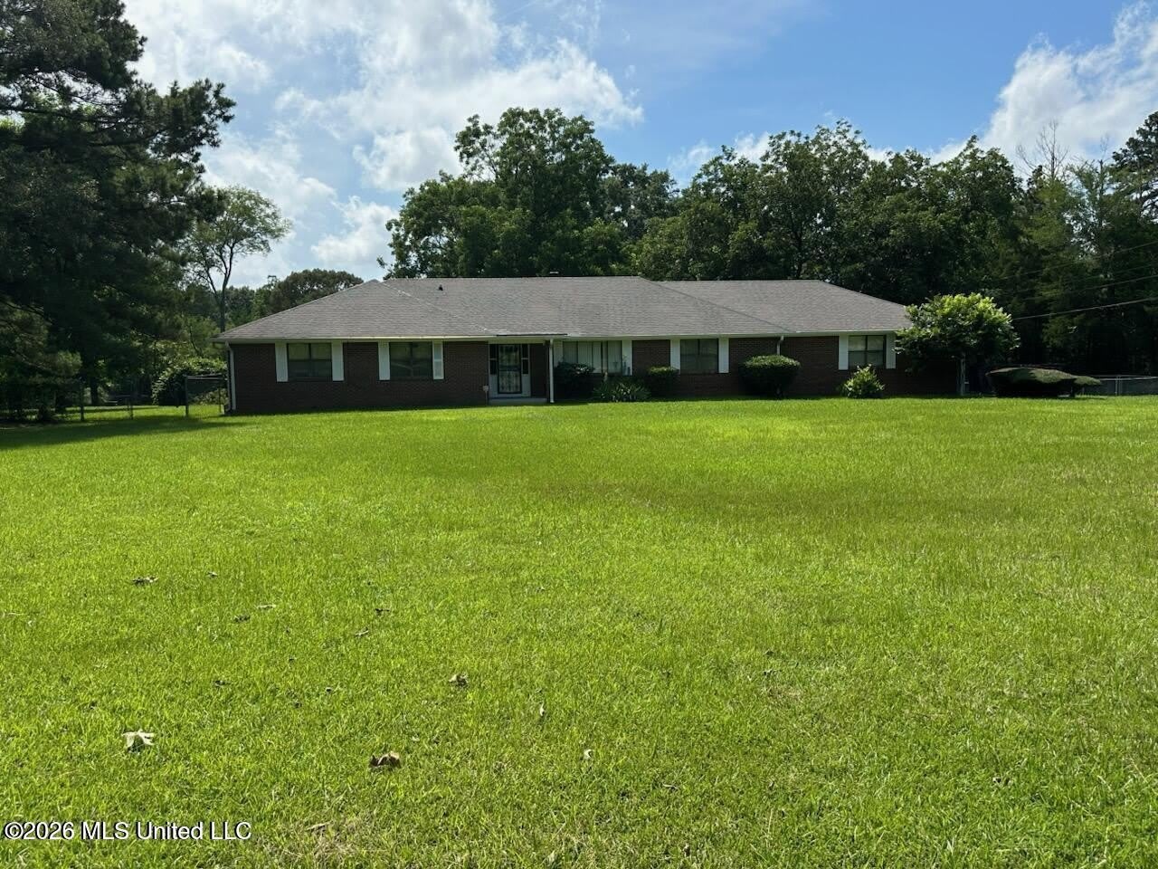1195 N Old Canton Road – photo 1 of 32