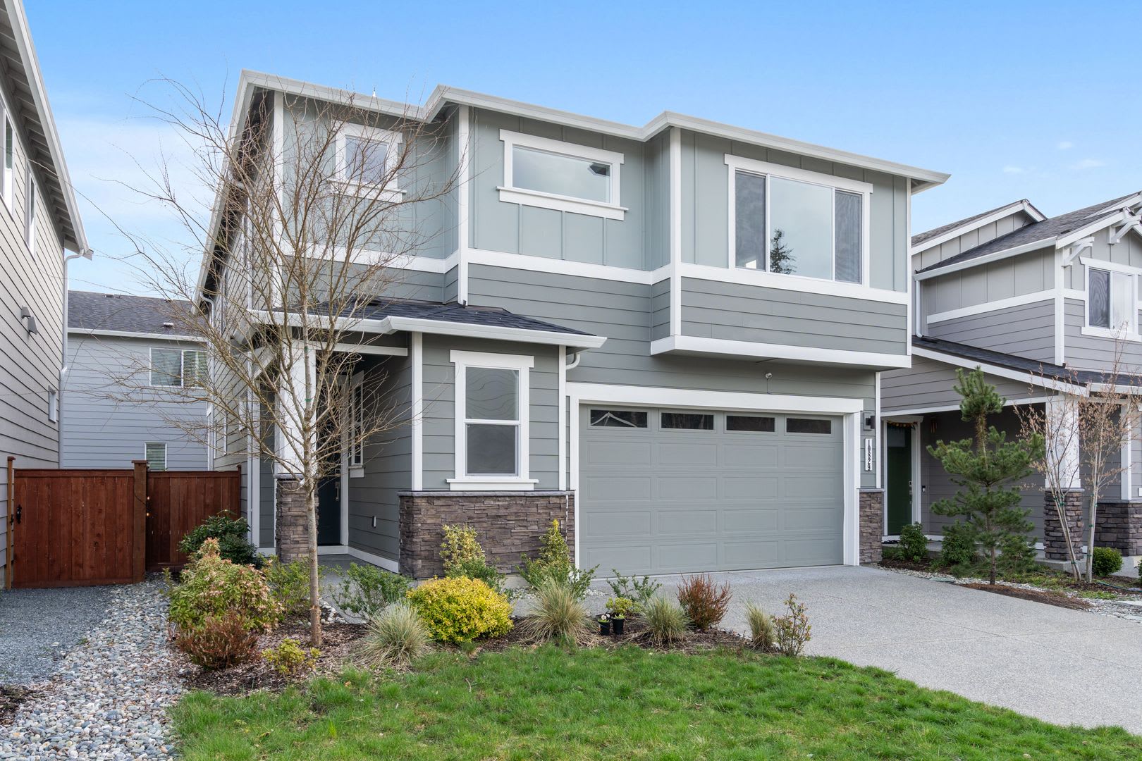 Modern 2023-Built 4-Bedroom Home in Alpine Estates – photo 1 of 30
