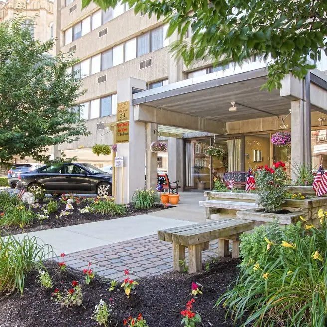231 Walnut St – photo 1 of 12