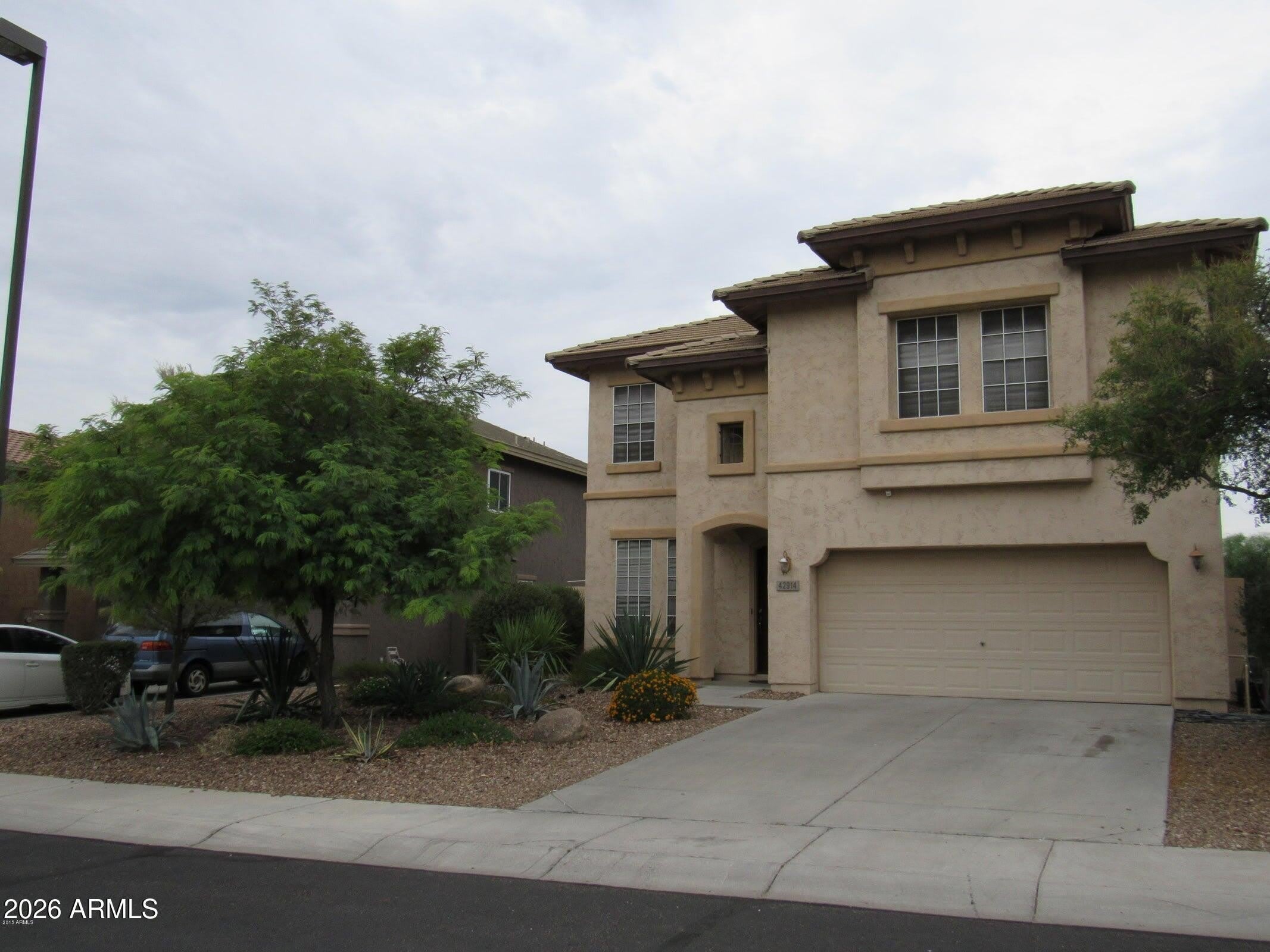 42914 N HUDSON Court – photo 1 of 19