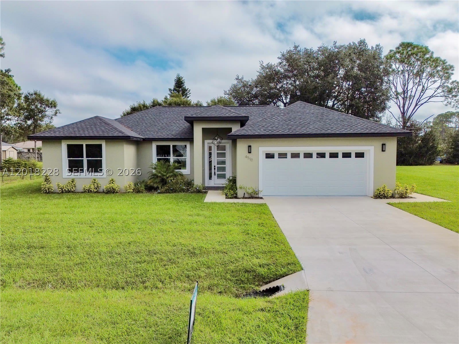 4510 Boabadilla Ave – photo 1