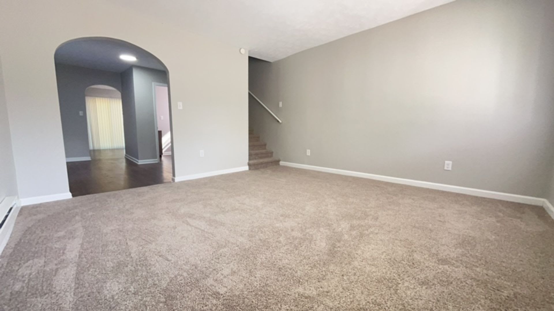 For Rent: 424 S Elliott St. 2 Bedroom, 1 Bath Home! Coming Soon! Covered Front Porch! – photo 1