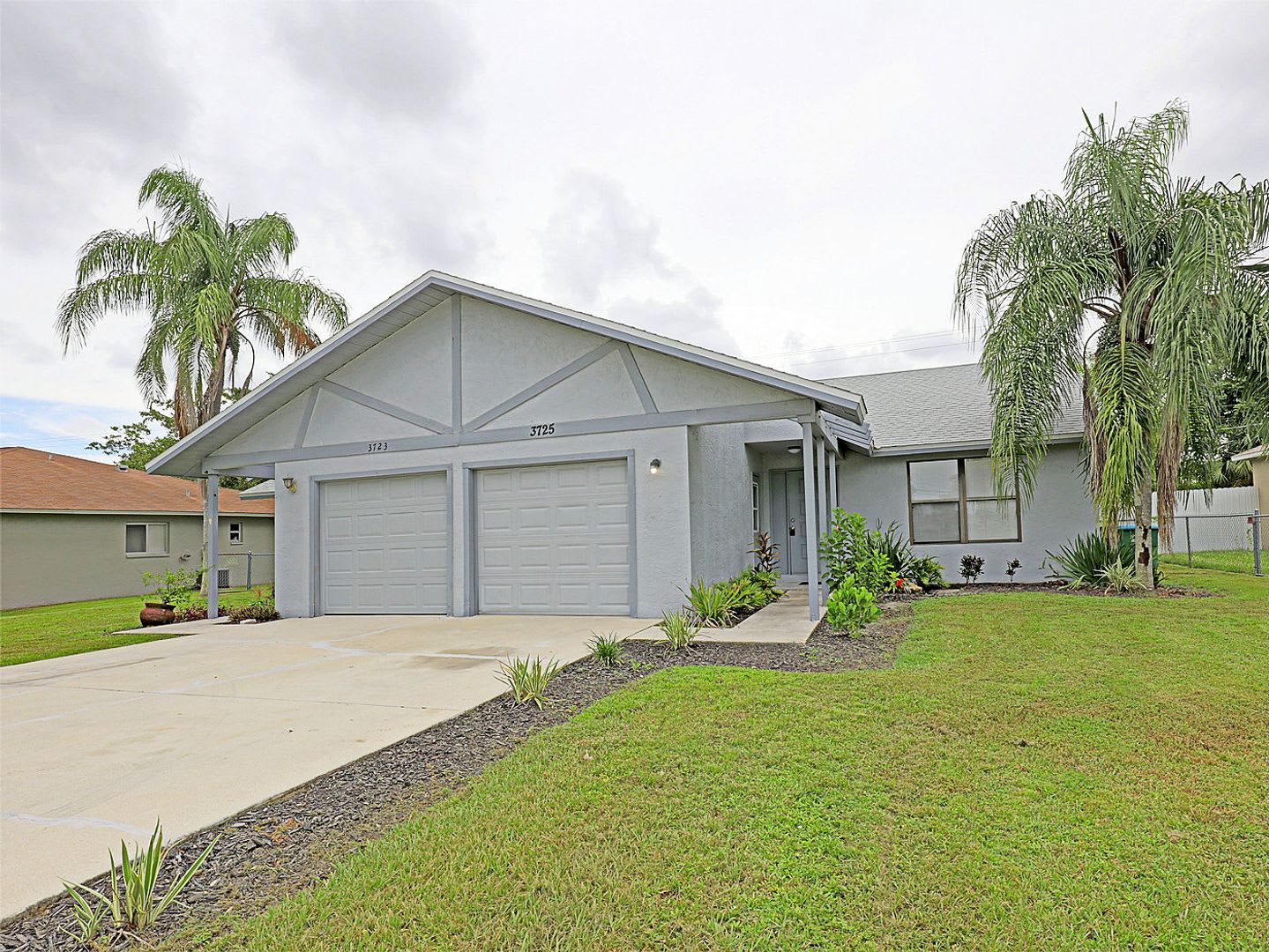 Duplex Cape Coral 3725 – photo 1