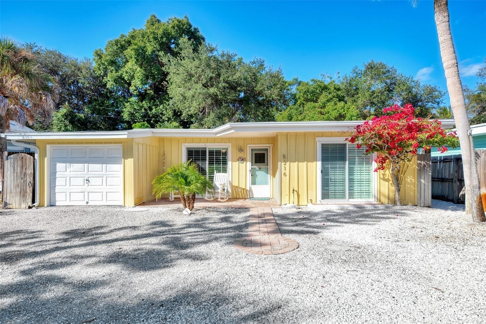 5216 CALLE DE COSTA RICA – photo 1