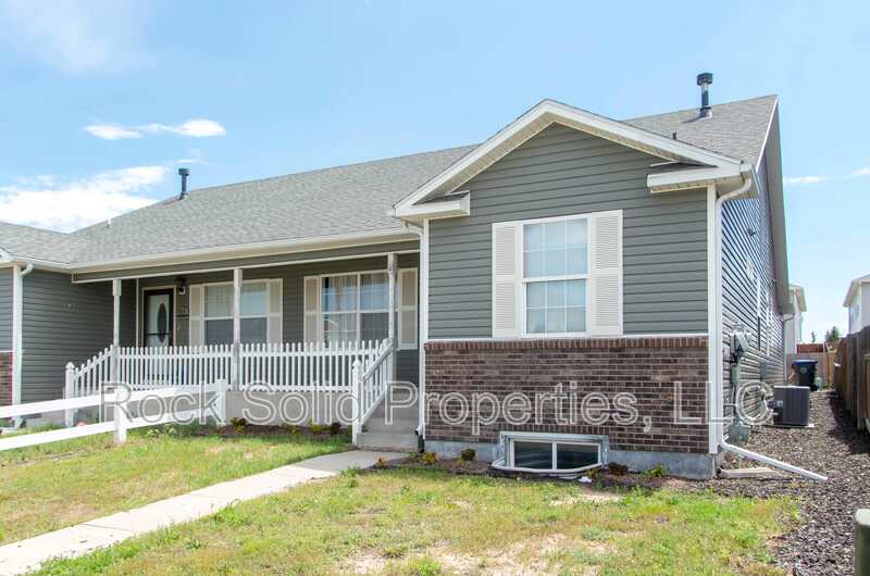 521 Queens Road 1 – photo 1 of 61